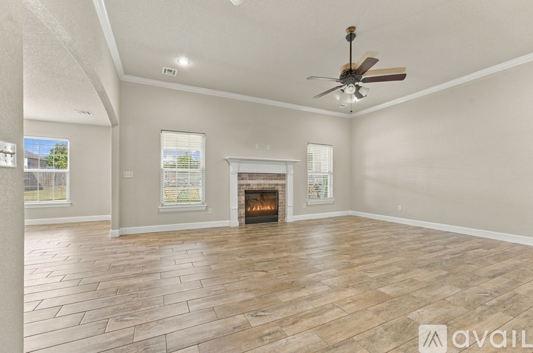 4204 Southwest Slate Lane 3 Beds Single Family Home for Rent - Photo gallery 4