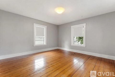 22 School St 2 Beds Apartment for Rent