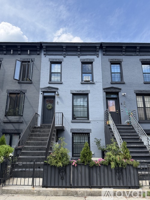 65 Somers Street 2 Beds Apartment for Rent - Photo gallery 1