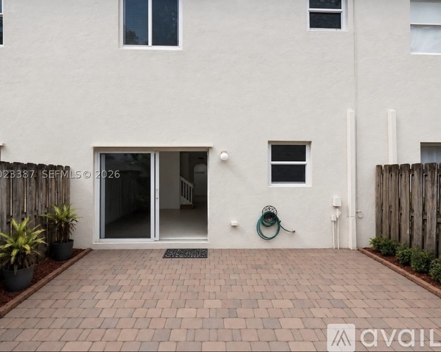 9266 Southwest 220th Street 2 Beds Townhouse for Rent - Photo gallery 2