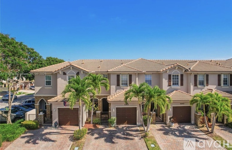 9266 Southwest 220th Street 2 Beds Townhouse for Rent - Photo gallery 3