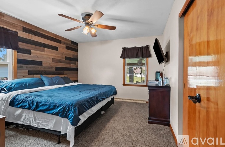 312 Saratoga Street 4 Beds Single Family Home for Rent - Photo gallery 2