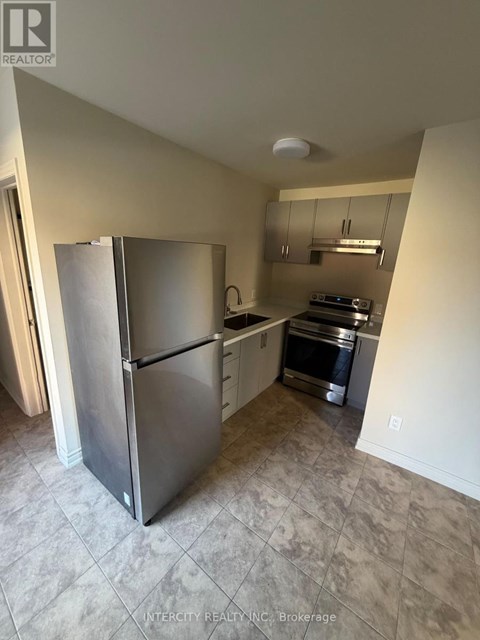 BSMT - 692 NORTHCLIFFE BOULEVARD 1 Apartment for Rent