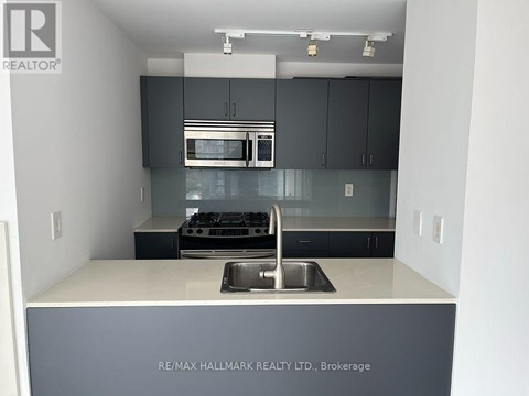 803 - 281 MUTUAL STREET 2 Beds Apartment for Rent