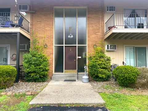 3501 Illinois Ave Apt E7 2 Beds Apartment for Rent