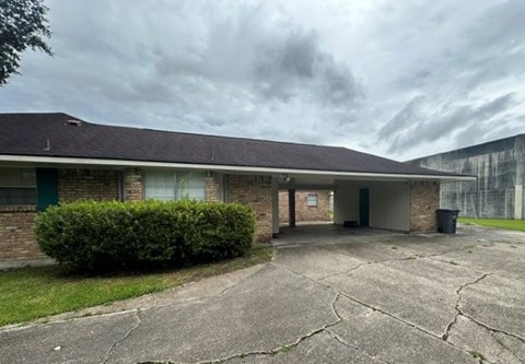 5731 Trenton Ave. 4 Beds Apartment for Rent