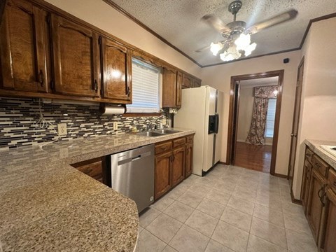 5731 Trenton Ave. 4 Beds Apartment for Rent
