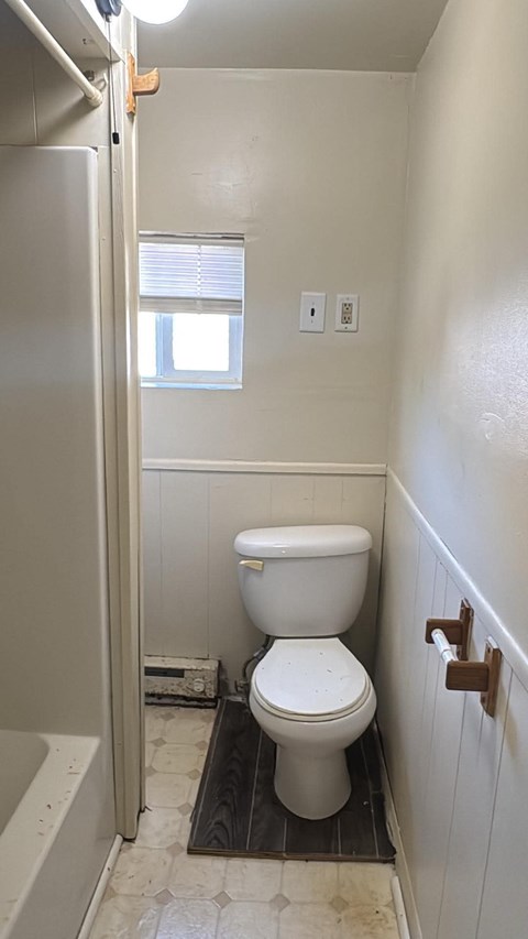 603 Young St 2 Beds Apartment for Rent