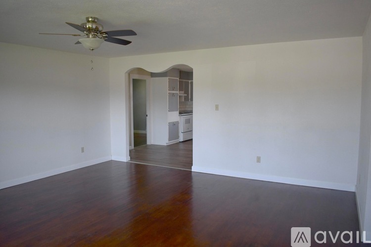 1619 W Fair Play St 3 Beds Apartment for Rent - Photo gallery 3