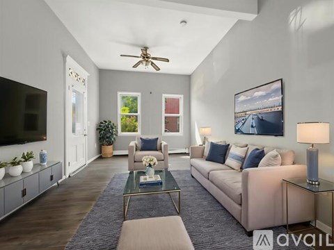 89 Lewis St 3 Beds Apartment for Rent