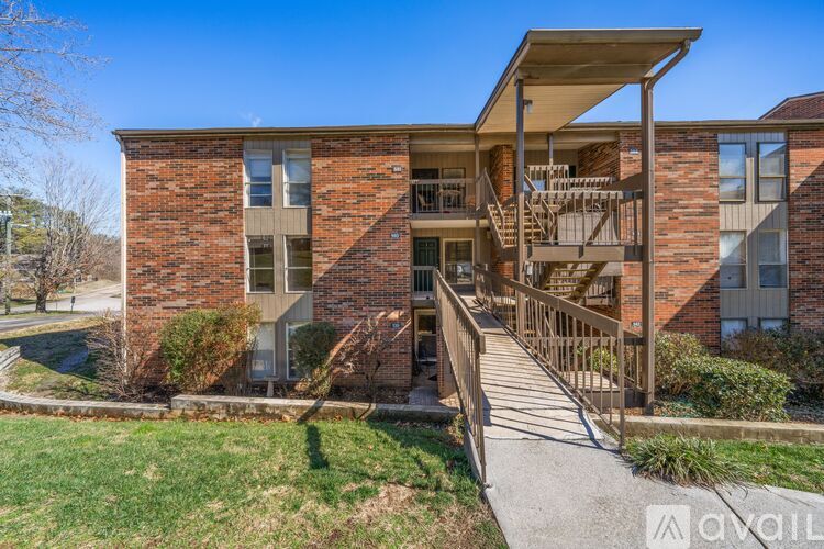 402 Berlin Dr 3 Beds Apartment for Rent - Photo gallery 1