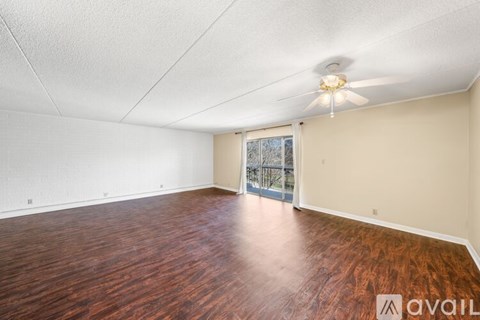 402 Berlin Dr 3 Beds Apartment for Rent