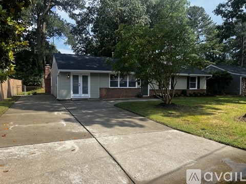 120 Onondaga Rd 4 Beds Apartment for Rent