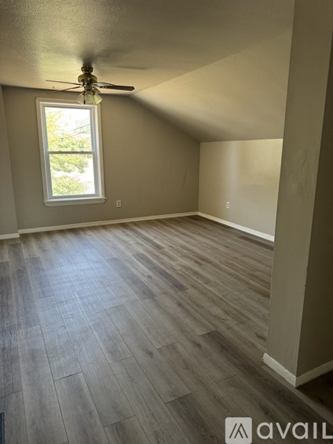 5619 Harvard Avenue 2 Beds Apartment for Rent