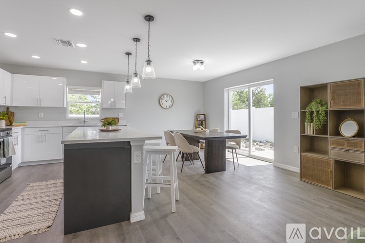 6967 San Bruno Dr 3 Beds Single Family Home for Rent - Photo gallery 4