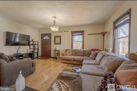 11 Summerfield Road 3 Beds Apartment for Rent