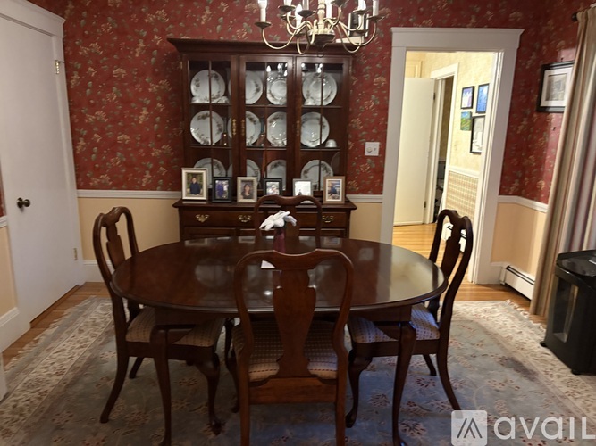 55 Newell Avenue 4 Beds Single Family Home for Rent - Photo gallery 3