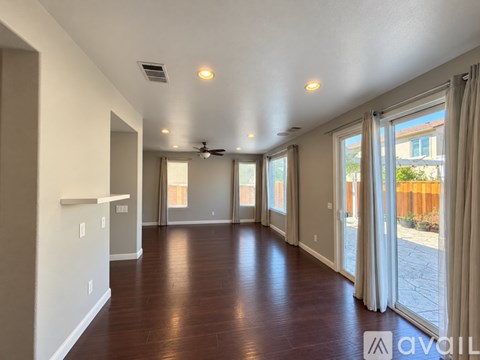 1083 Cotton Wood Court 4 Beds Apartment for Rent