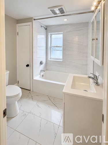 34 Waverly Street 3 Beds Apartment for Rent