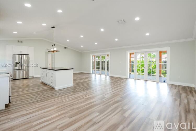 6320 NW 199th St 3 Beds Single Family Home for Rent - Photo gallery 5