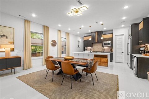 1137 NE Monroe St 3 Beds Apartment for Rent
