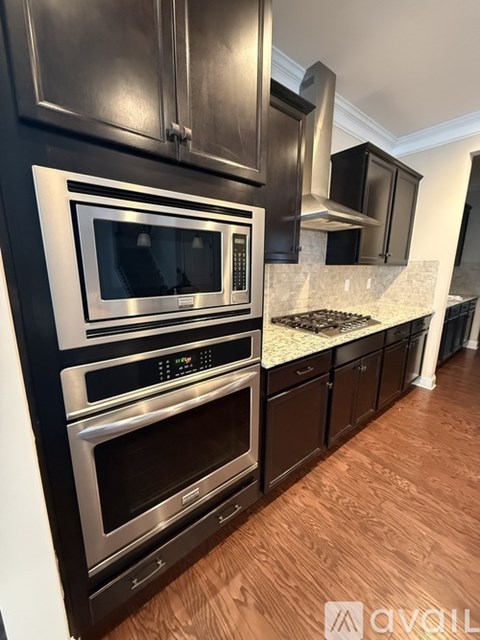 8915 Inverness Bay Road 4 Beds Apartment for Rent