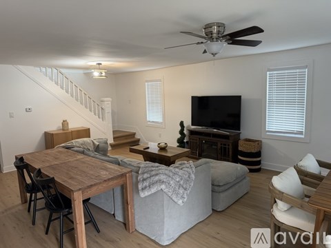 1201 Elston St 3 Beds Apartment for Rent