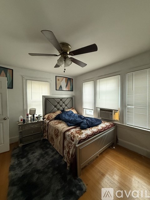 37 Overlook Avenue 2 Beds Apartment for Rent