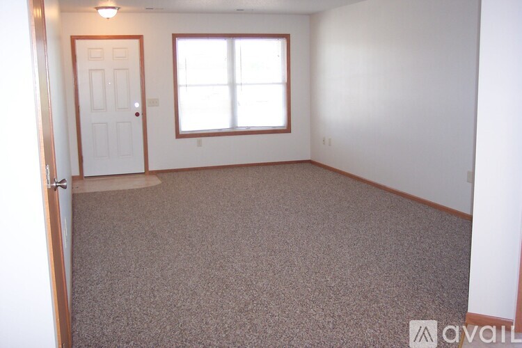 521 Landmann St. 2 Beds Apartment for Rent - Photo gallery 4