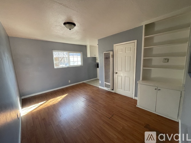 740 W 82nd St 1 Apartment for Rent - Photo gallery 1