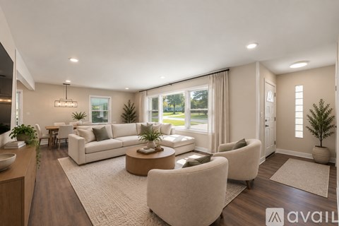 107 N Pierce Ave 5 Beds Apartment for Rent