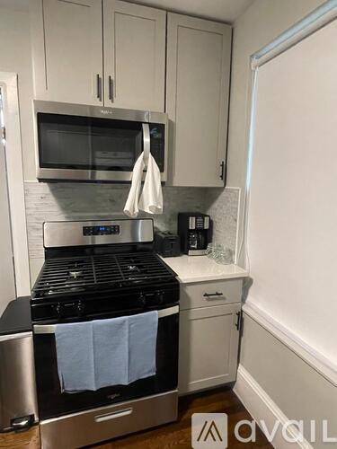 81 Kirtland St 2 Beds Apartment for Rent - Photo gallery 3