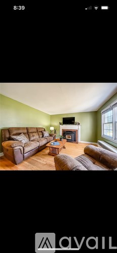 132 Bolton Street 3 Beds Apartment for Rent