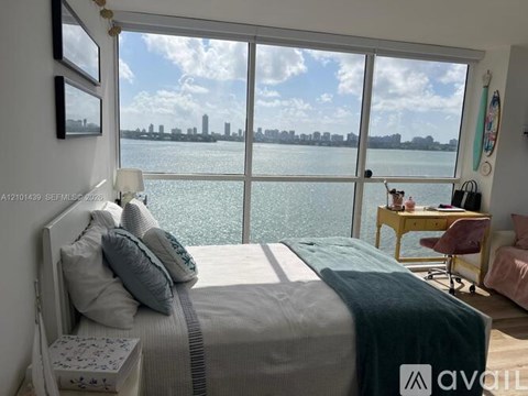 7601 E Treasure Dr 2 Beds Apartment for Rent