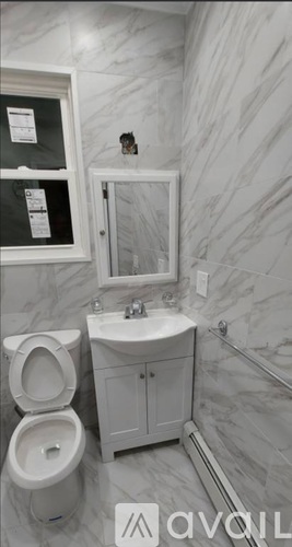 256 Bowers Street 2 Beds Apartment for Rent - Photo gallery 2