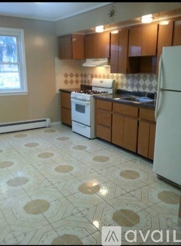 256 Bowers Street 2 Beds Apartment for Rent