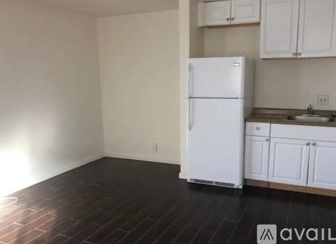 235 S Weitzel St 1 Apartment for Rent - Photo gallery 2