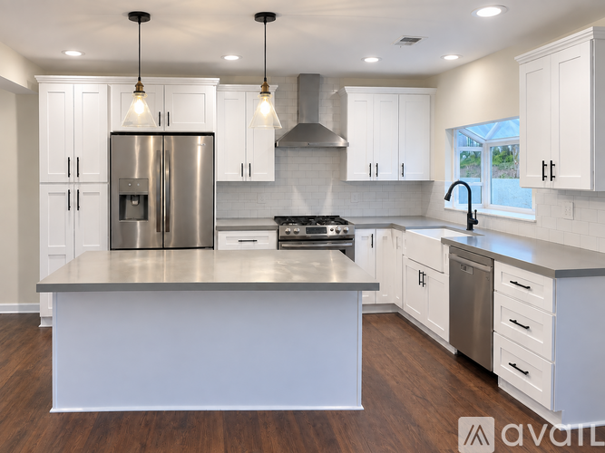 11586 Cesped Drive 4 Beds Single Family Home for Rent - Photo gallery 3