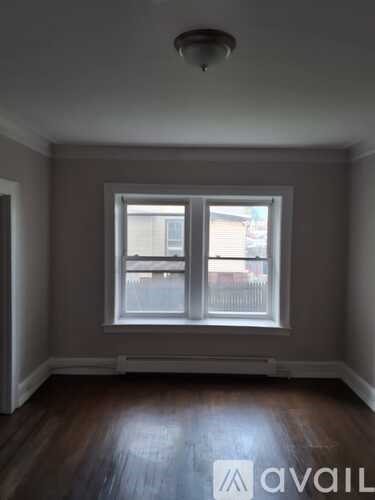 435 Westminster Ave 1 Apartment for Rent