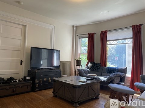 832 E Gorham St 3 Beds Apartment for Rent