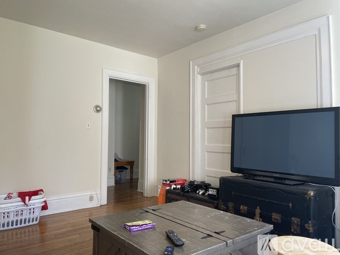 832 E Gorham St 3 Beds Apartment for Rent - Photo gallery 4