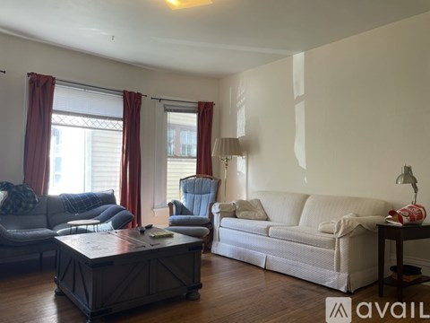 832 E Gorham St 3 Beds Apartment for Rent