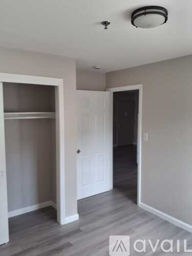 176 Reid St 2 Beds Apartment for Rent