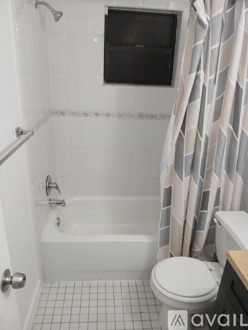 1925 Madison St 1 Apartment for Rent - Photo gallery 2