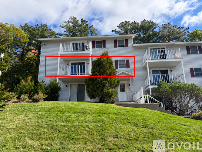 838 State St 2 Beds Apartment for Rent - Photo gallery 1