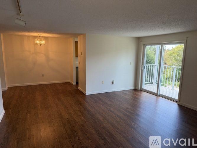 838 State St 2 Beds Apartment for Rent - Photo gallery 2