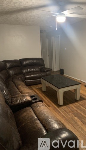 845 Willowdale Road 4 Beds Apartment for Rent