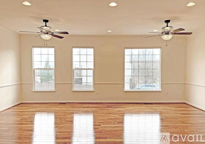21763 Oakville Terrace 1 Townhouse for Rent - Photo gallery 3