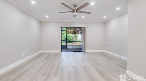 121 Springwood Circle 2 Beds Apartment for Rent