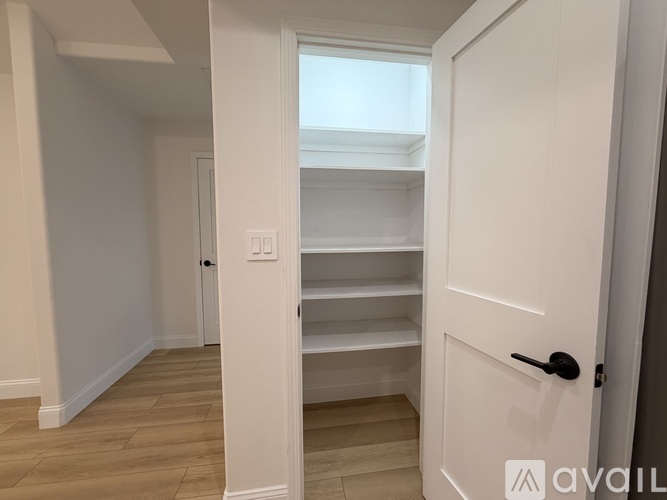 604 East 42nd Street 2 Beds Single Family Home for Rent - Photo gallery 2